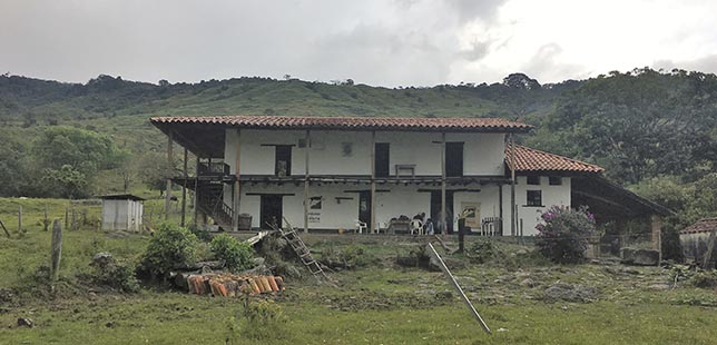La Universidad Industrial De Santander (UIS), Documentará Especímenes Avifaunisticas De Santander En La Reserva Cachalú De Fundación Natura